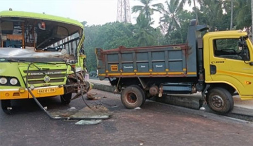 KSRTC bus- Tempo